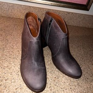 Frye Women's  Zip Short, Graphite Ankle Booties, Size 9.5M